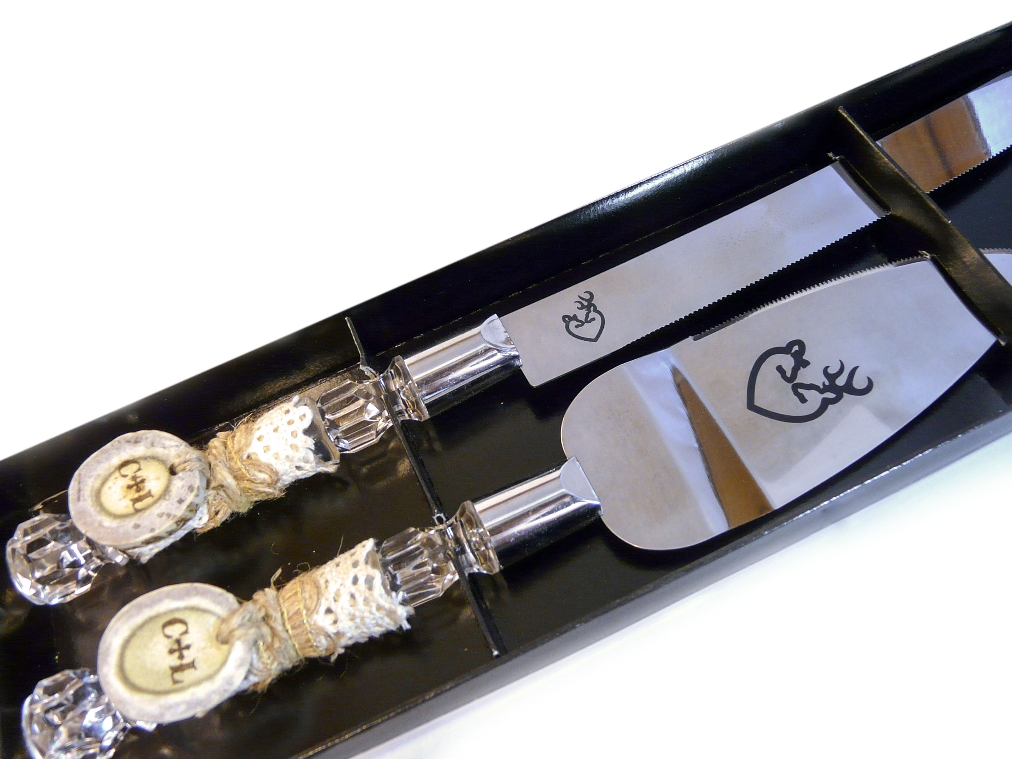 Oh Deer Rustic Buck And Doe Cake Serving Set Lazerworx Design Rustic Personalized Lace And Deer Antler Cake Serving Set